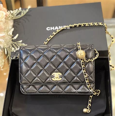 chanel ball chain bag